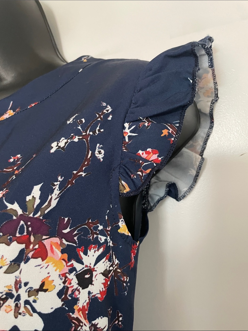 Navy Floral Ruffle Sleeve Dress - Picture 2 of 9